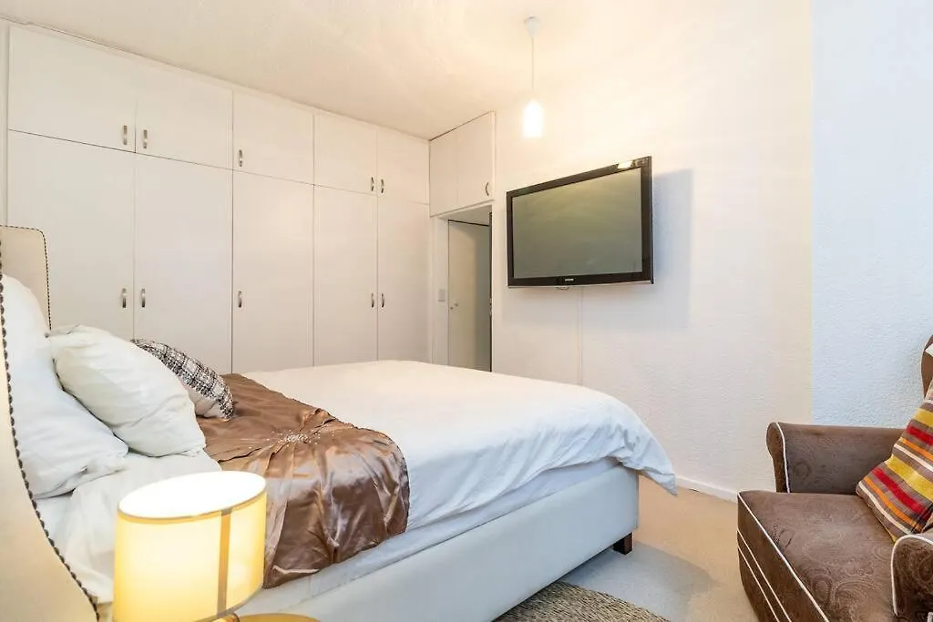 Διαμέρισμα Charming 2 Bedroom, Garden Cottage, Camps Bay, Cape Town, South Africa