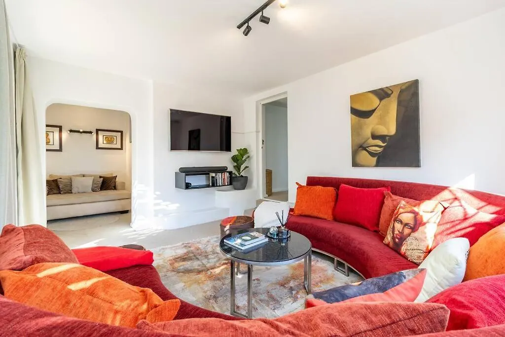 Διαμέρισμα Charming 2 Bedroom, Garden Cottage, Camps Bay, Cape Town, South Africa Νότια Αφρική