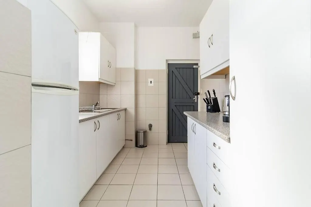 Διαμέρισμα Charming 2 Bedroom, Garden Cottage, Camps Bay, Cape Town, South Africa